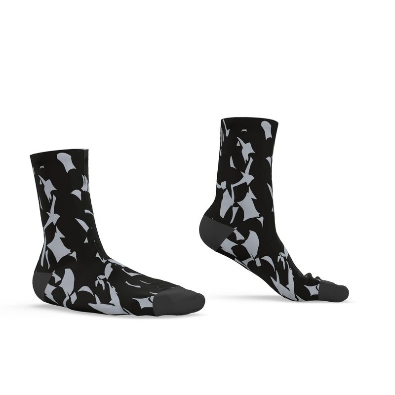 Approaching Christmas | Gifts | Men | Socks | Tumbling Slivers Design Link Water & Black | Fragmentation Collection
